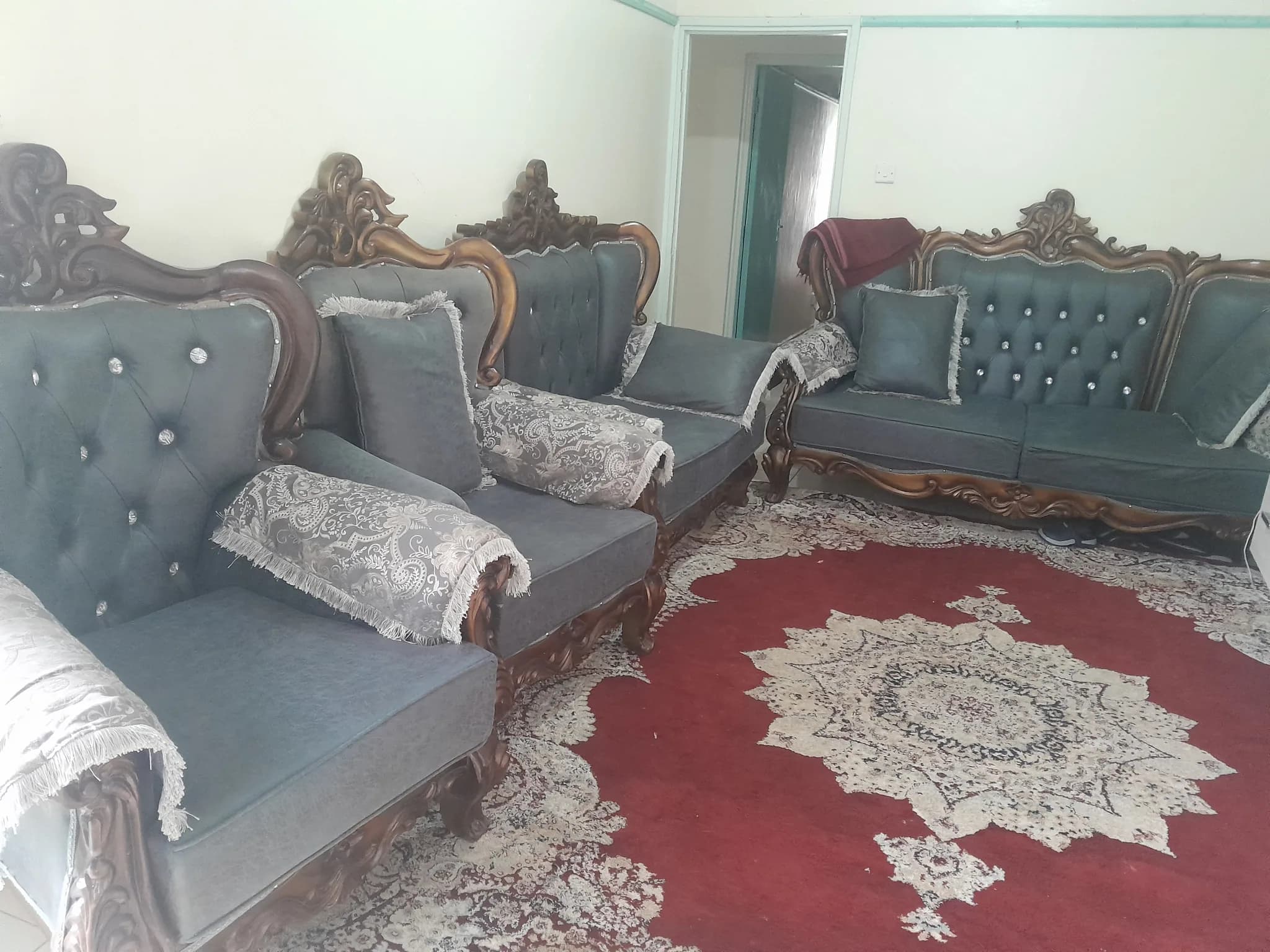 Antique 7 seater