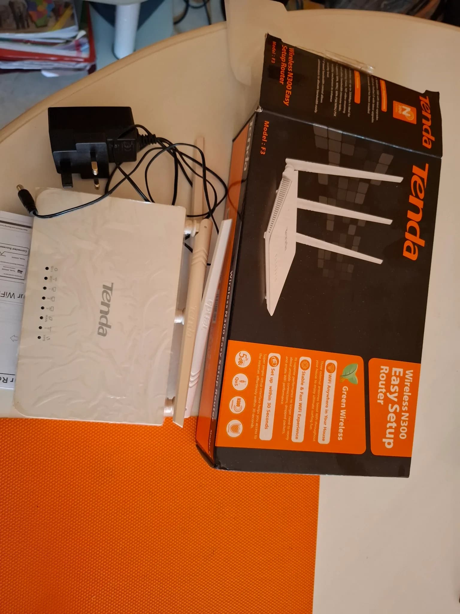 Tenda Router..1,000 pick up , Dhonholm — good condition, Nairobi