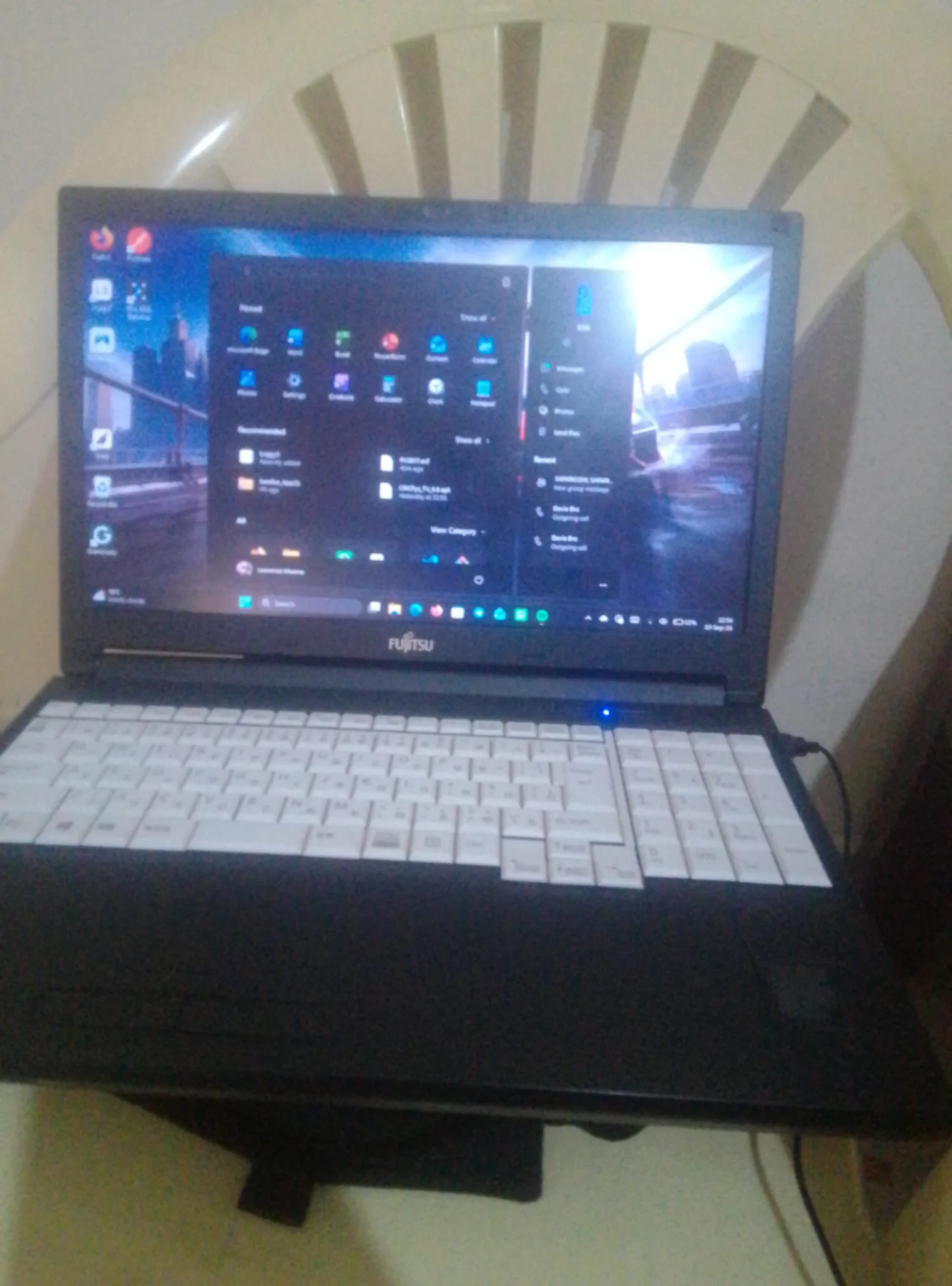 Futjisu Lifebook series Laptop 4gb ram, corei5, 120gb ssd — like new condition, Nairobi