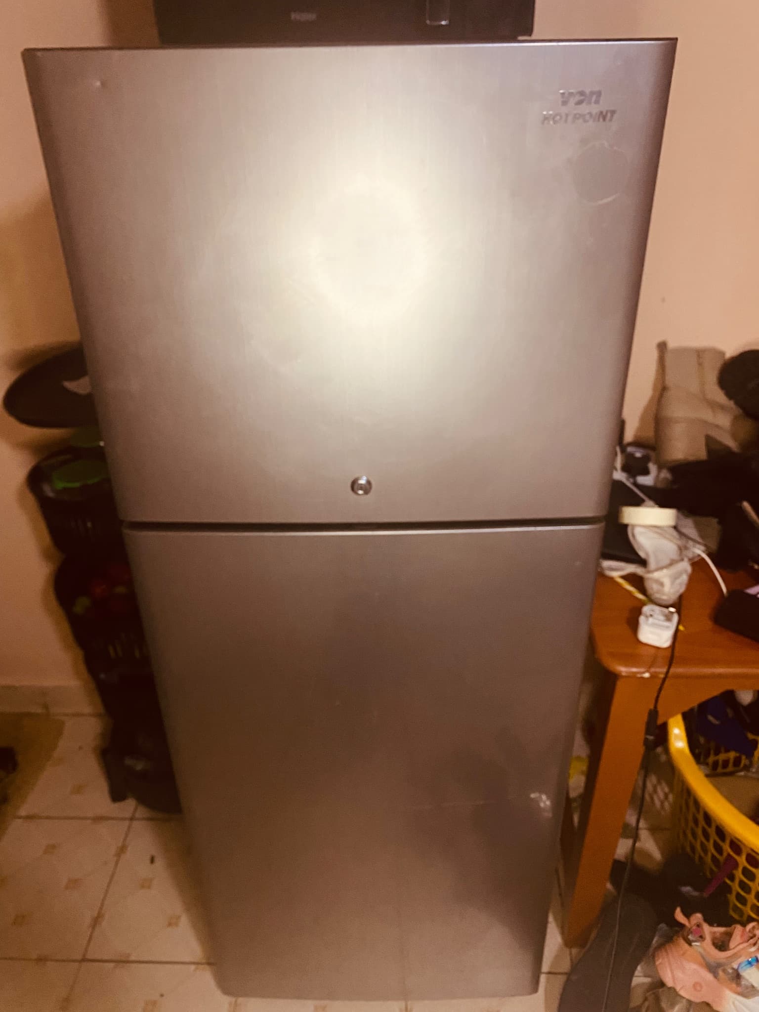 Von hotpoint double door fridge 243l — good condition, Nairobi