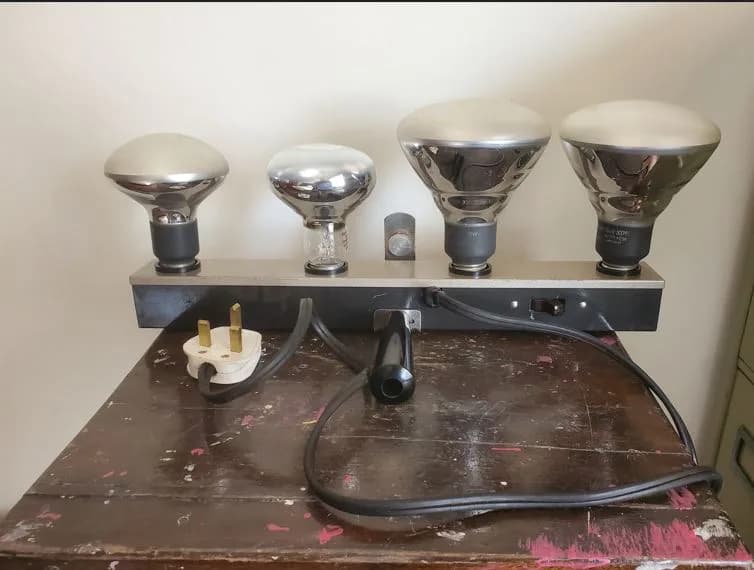 Photography Handheld light with 4 iridium bulps (used) — fair condition, Nairobi