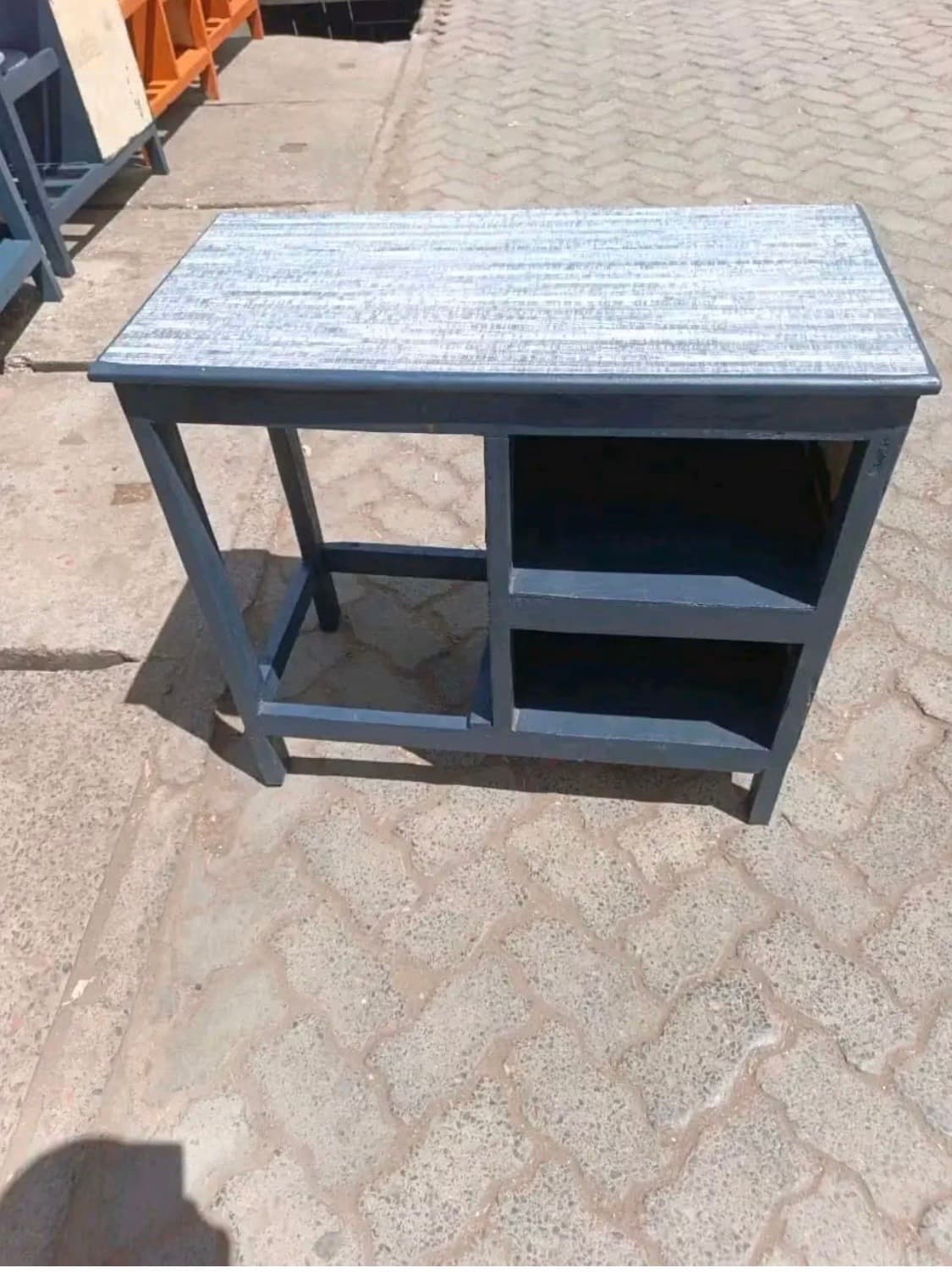 Kitchen table — like new condition, Nairobi
