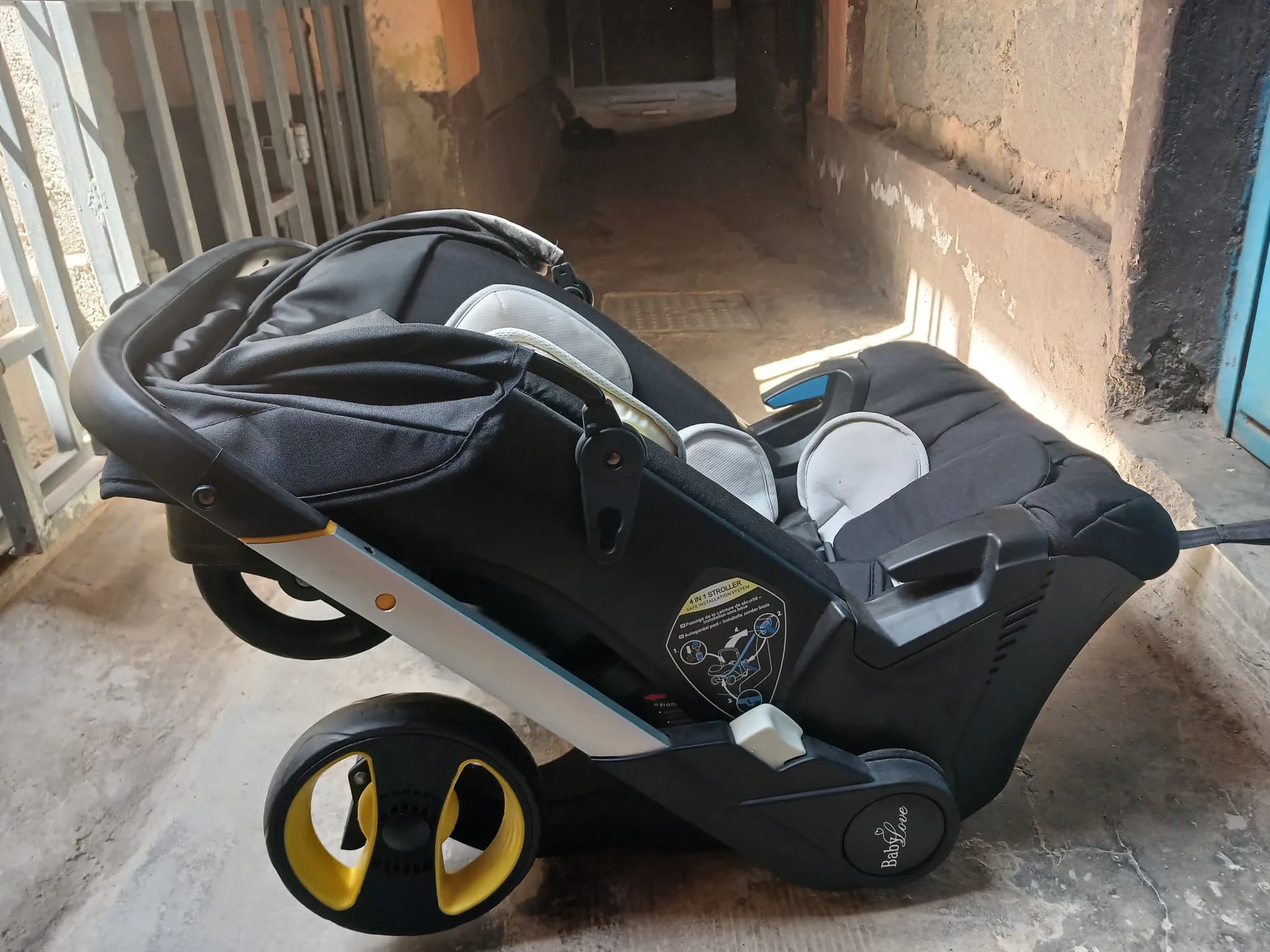 A 4in1 stroller — good condition, Nairobi