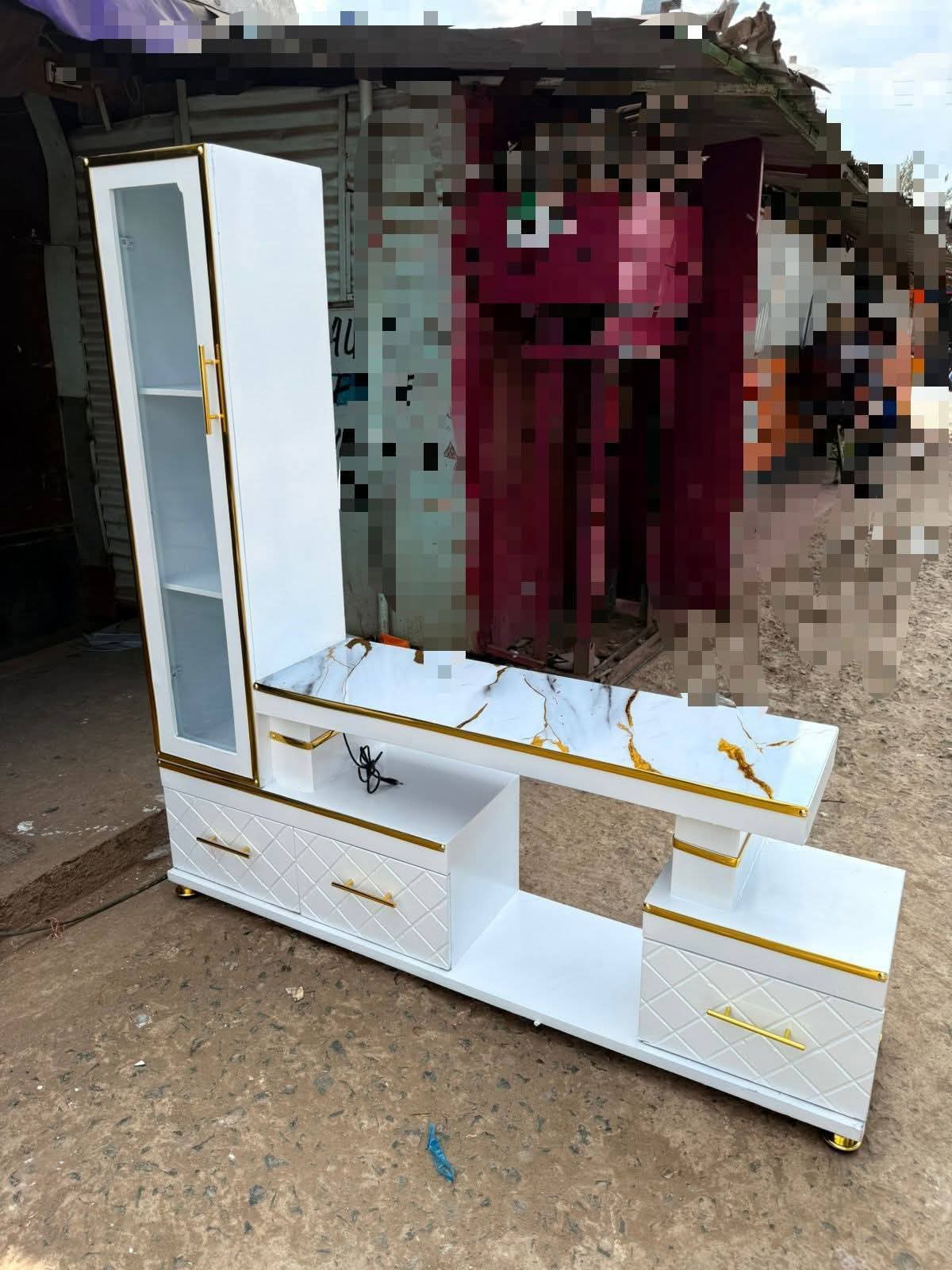 Tv stand