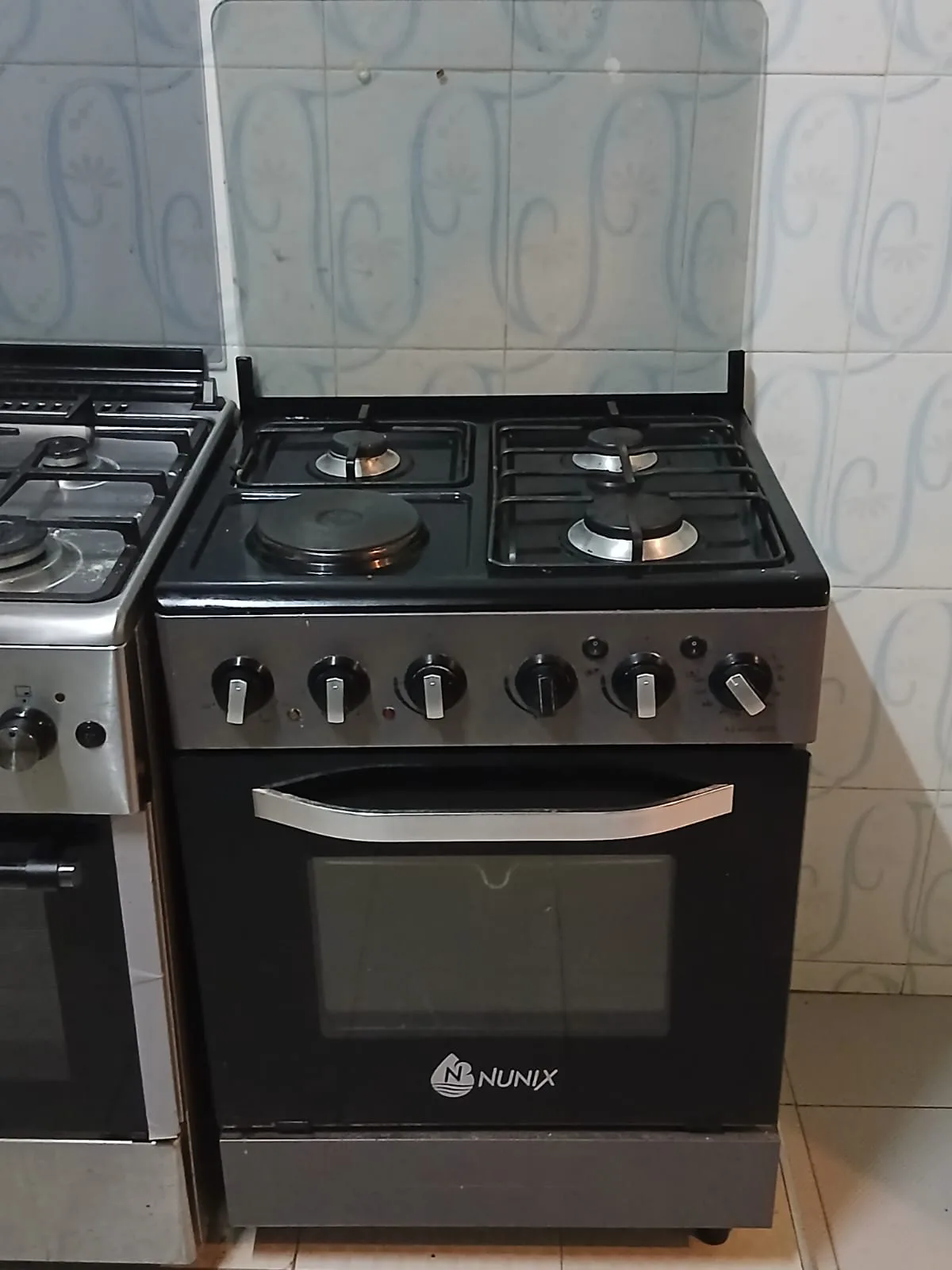Nunix Freestanding Cooker — good condition, Kiambu