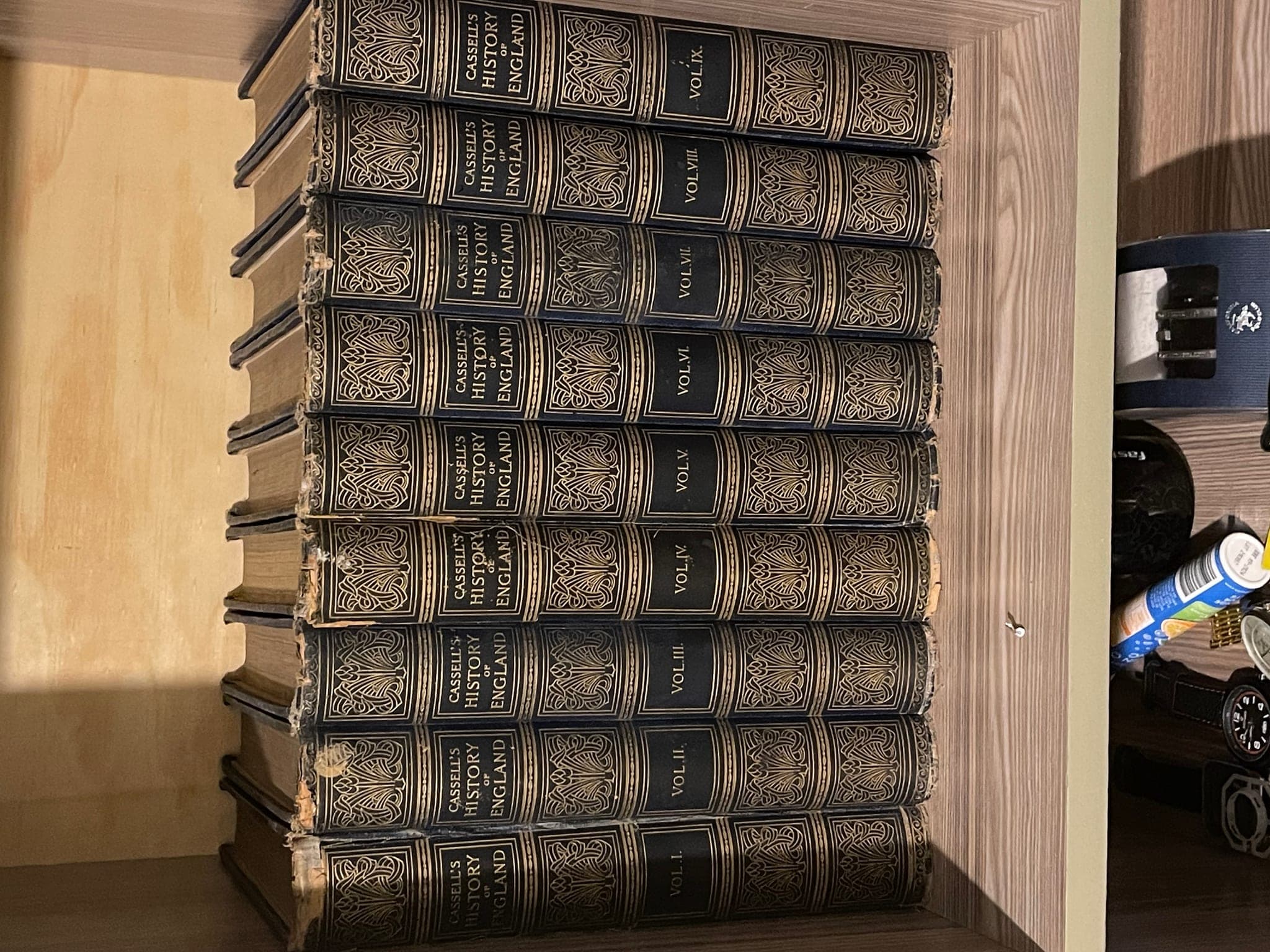 Antique Cassell's Illustrated History of England (1903) — fair condition, Nairobi