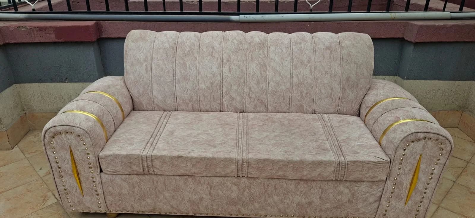 3 sitter sofa — good condition, Nairobi