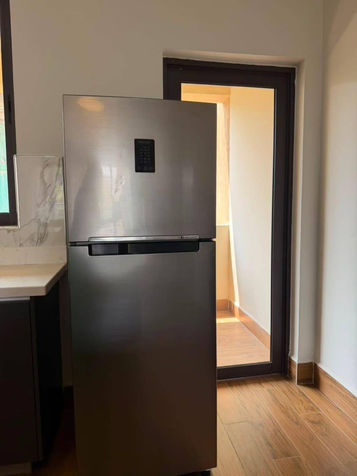 Samsung 300L+ Fridge Freezer