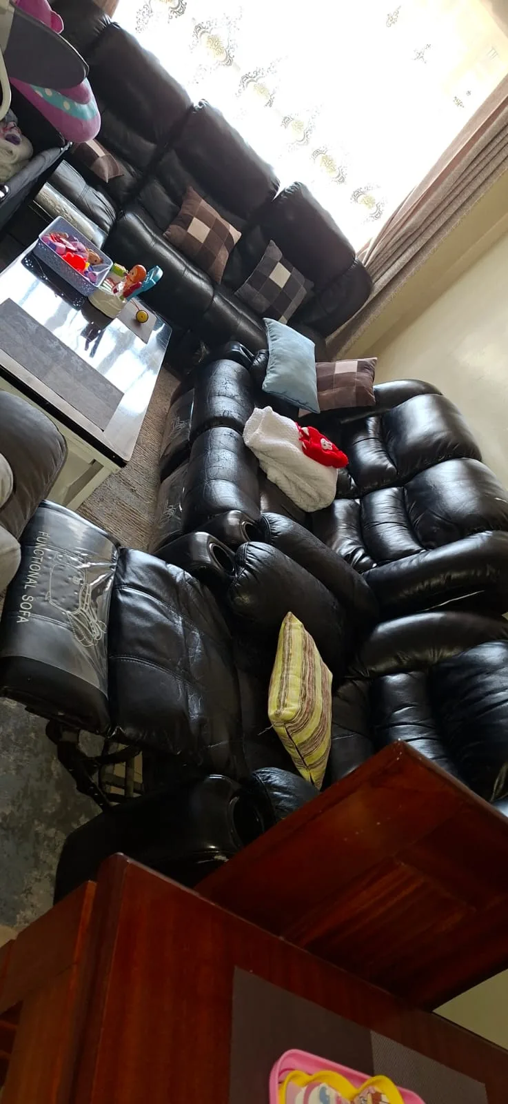 6 seater recliners sofa — like new condition, Nairobi