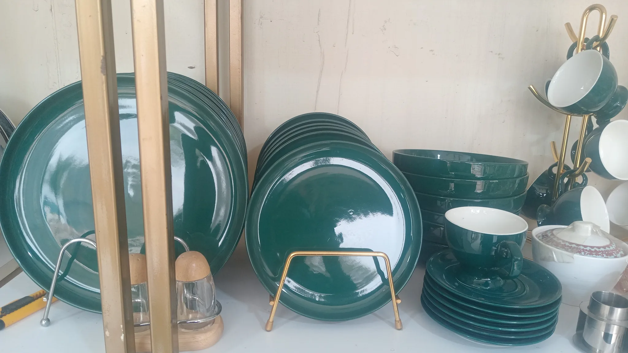 Dinnerset — like new condition, Nairobi